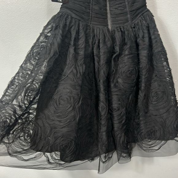 New Betsy & Adam Strapless Black Tulle Layered Evening Y2K Prom Party Dress 2 - Picture 5 of 15